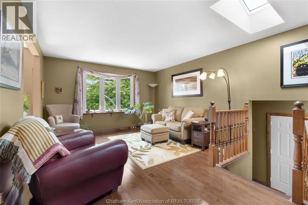 20 Dejonge PLACE