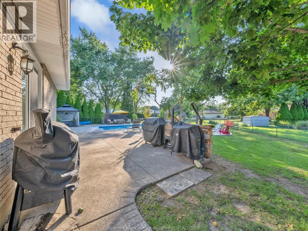 450 POPLAR