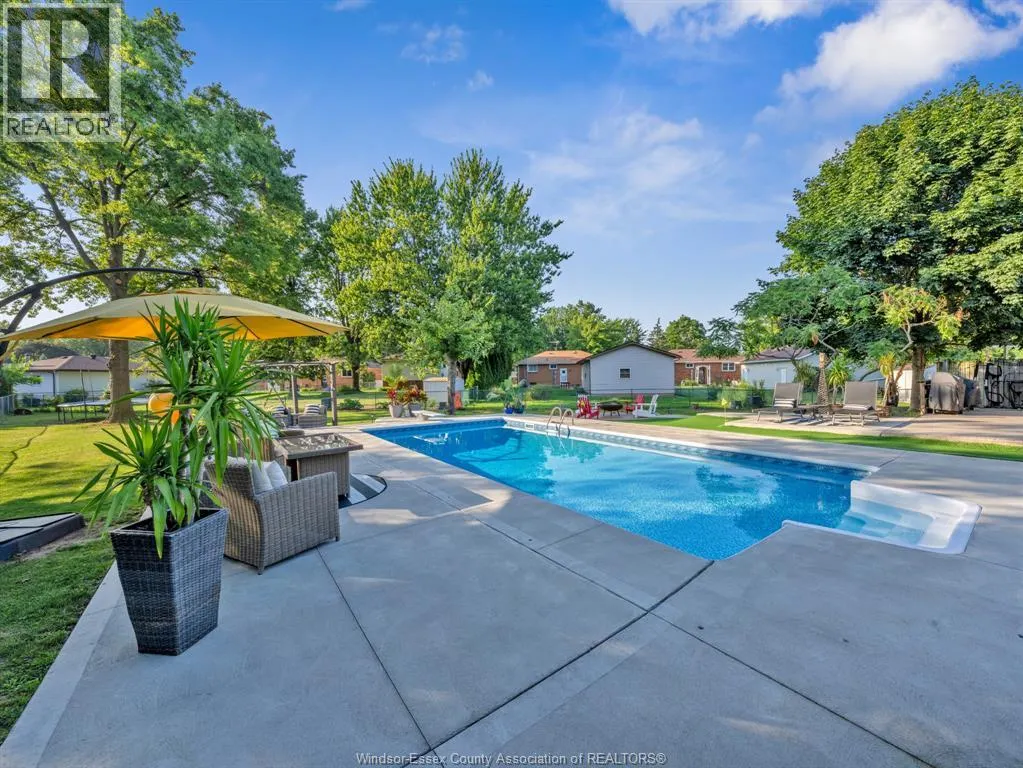 450 POPLAR