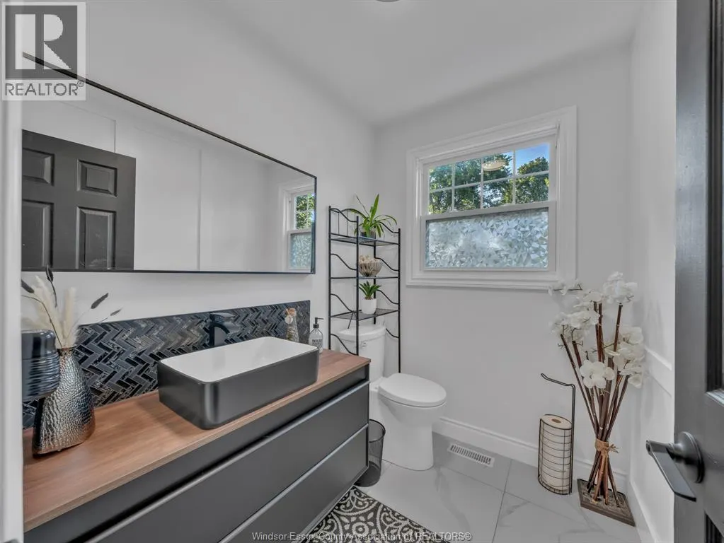 450 POPLAR