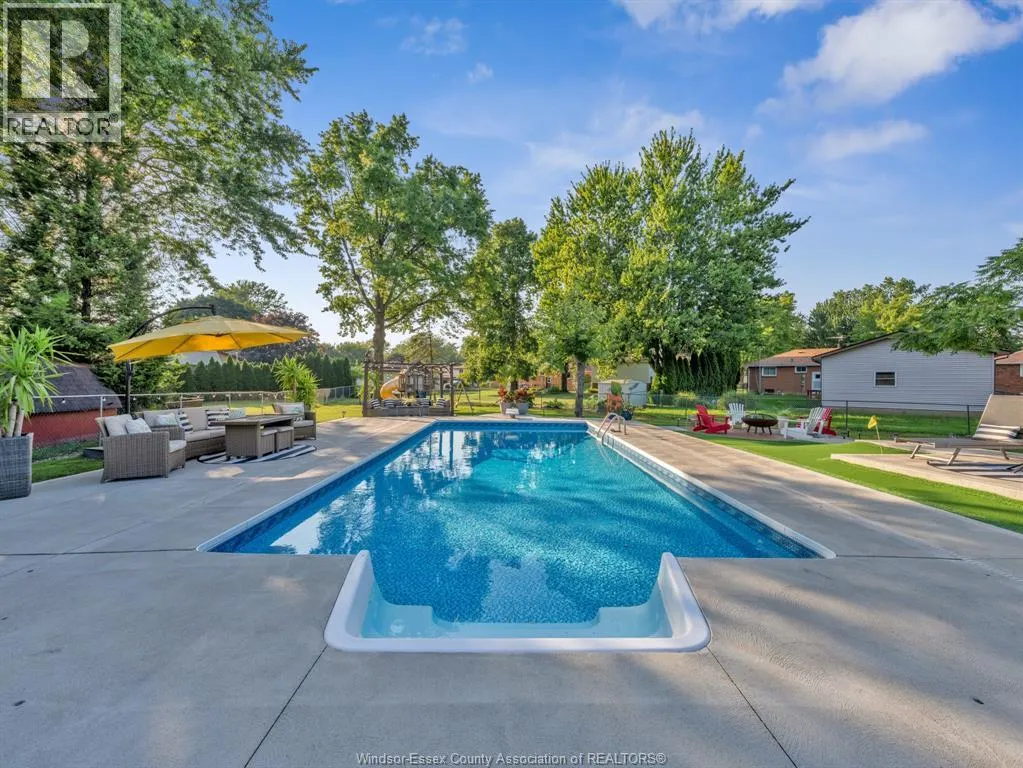 450 POPLAR