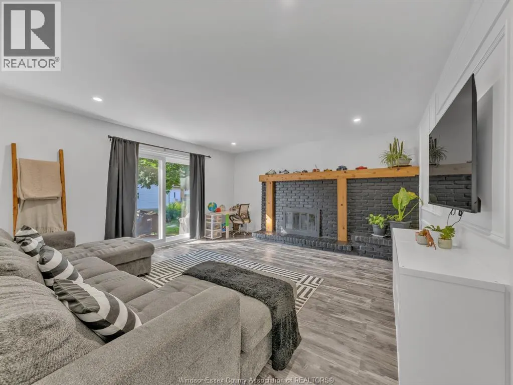 450 POPLAR