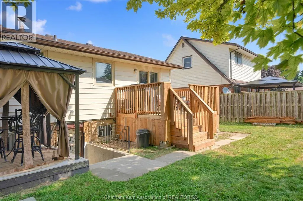 113 Glengarry CRESCENT