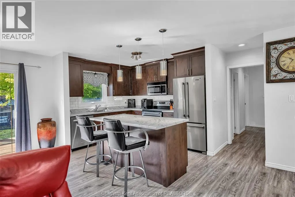 113 Glengarry CRESCENT
