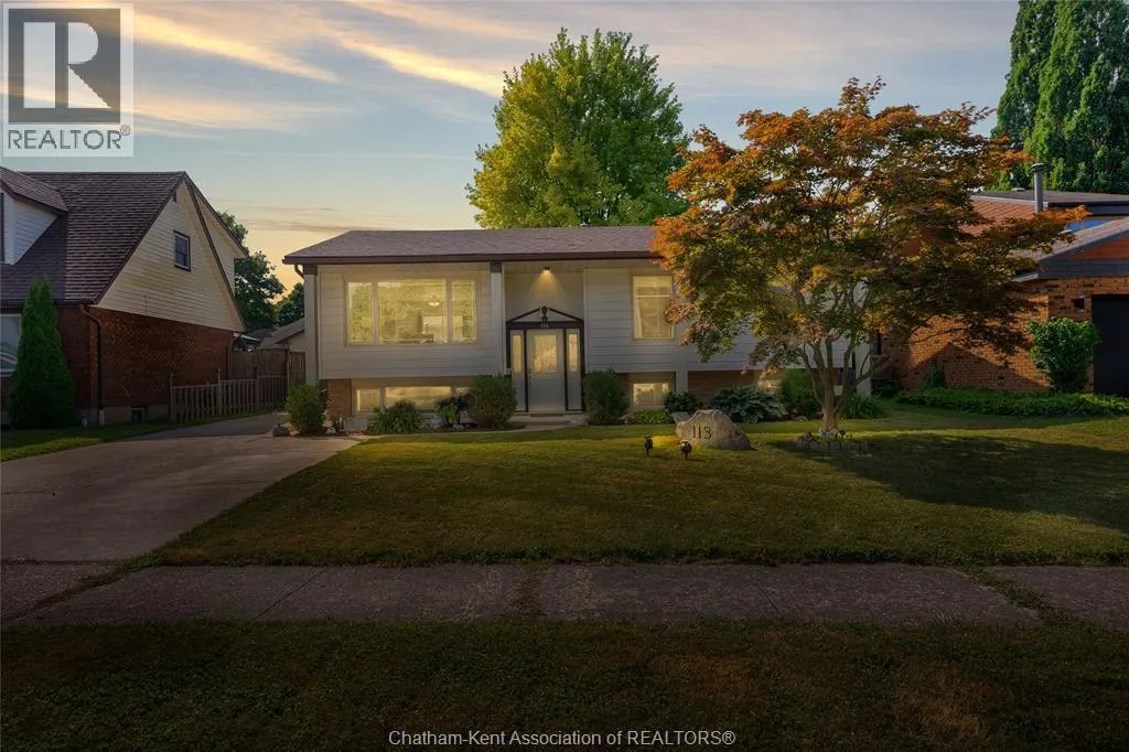 113 Glengarry CRESCENT