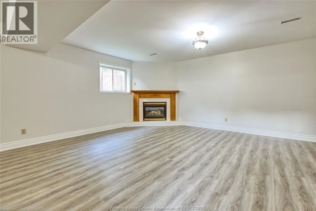 248 WILLOWWOOD DRIVE