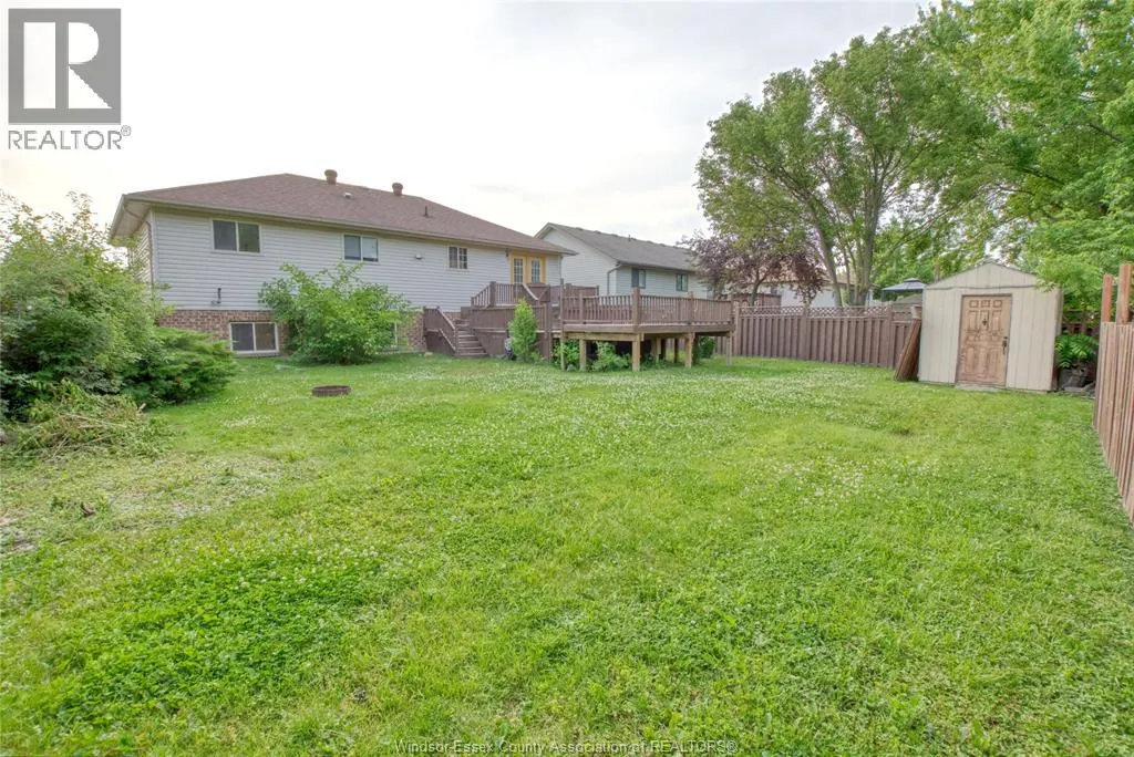248 WILLOWWOOD DRIVE