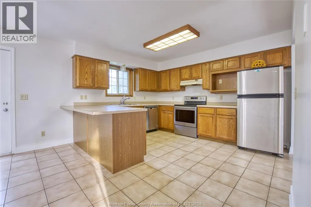 248 WILLOWWOOD DRIVE