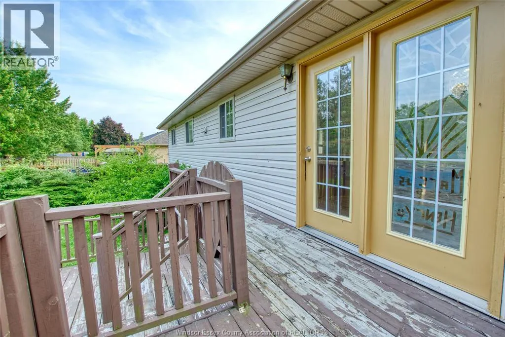 248 WILLOWWOOD DRIVE