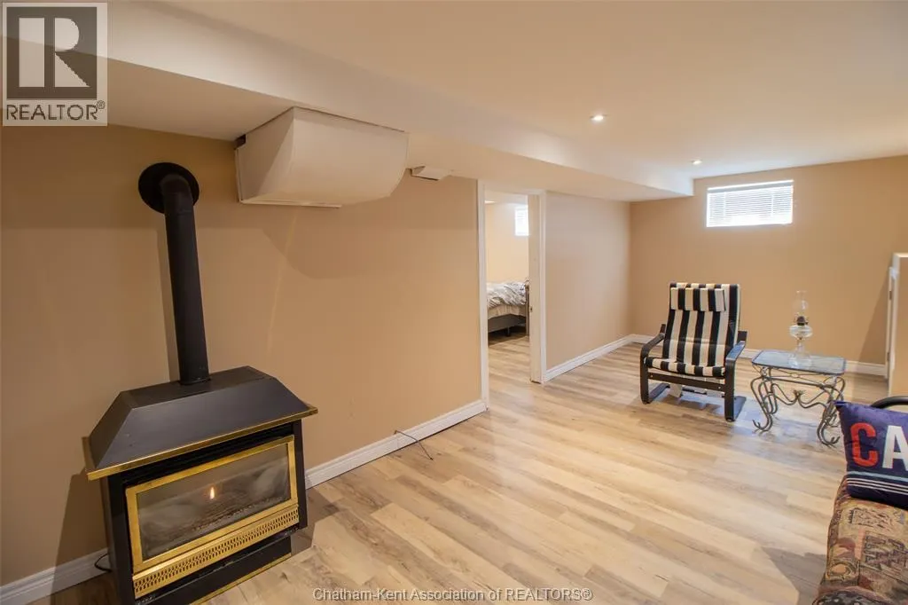 32 Simonton DRIVE