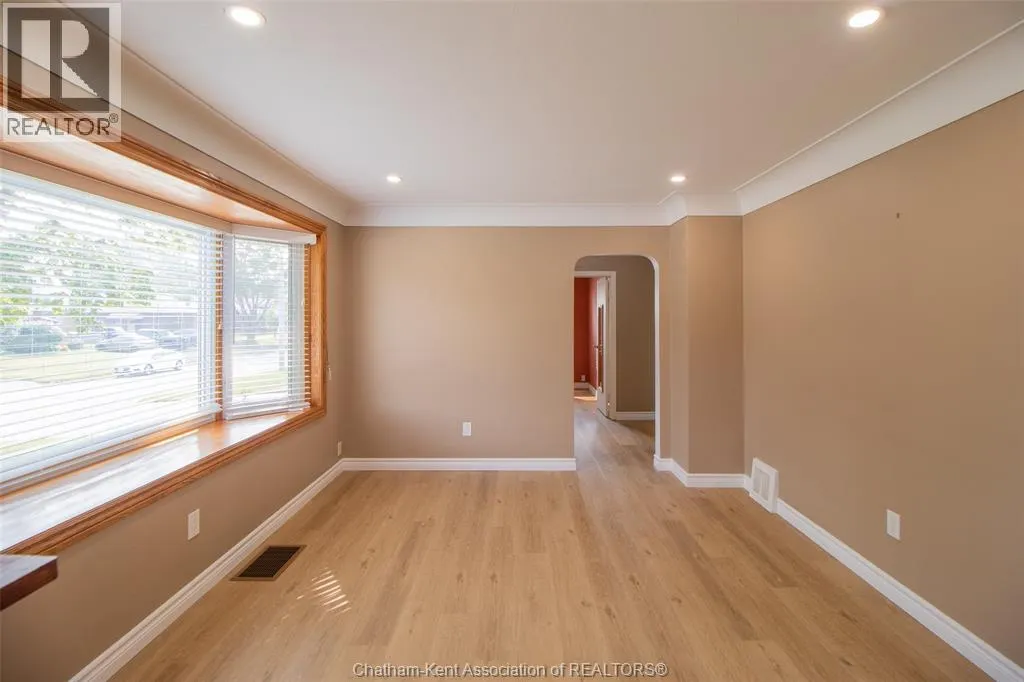 32 Simonton DRIVE