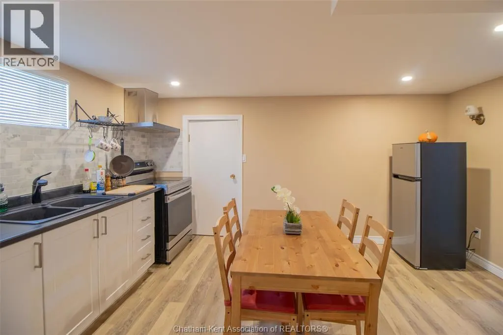 32 Simonton DRIVE