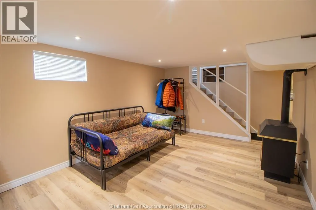 32 Simonton DRIVE