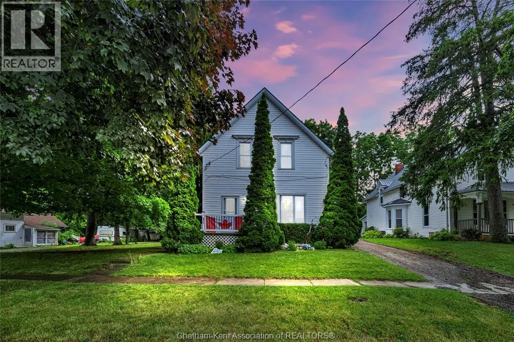 25 VICTORIA AVENUE