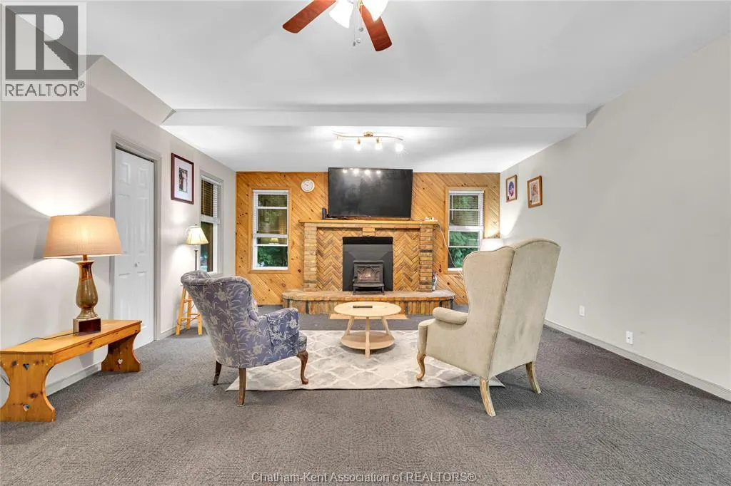 25 VICTORIA AVENUE