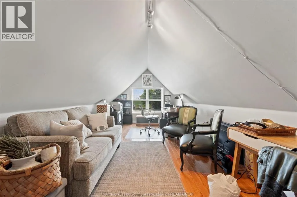3914 ST. CLAIR