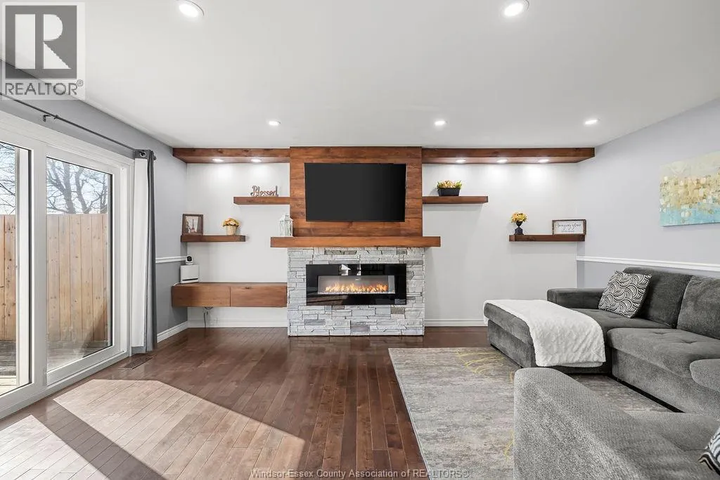 2993 FRONT ROAD