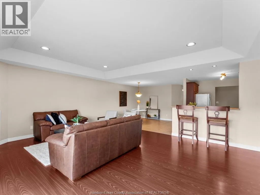 2148 Luxury AVENUE