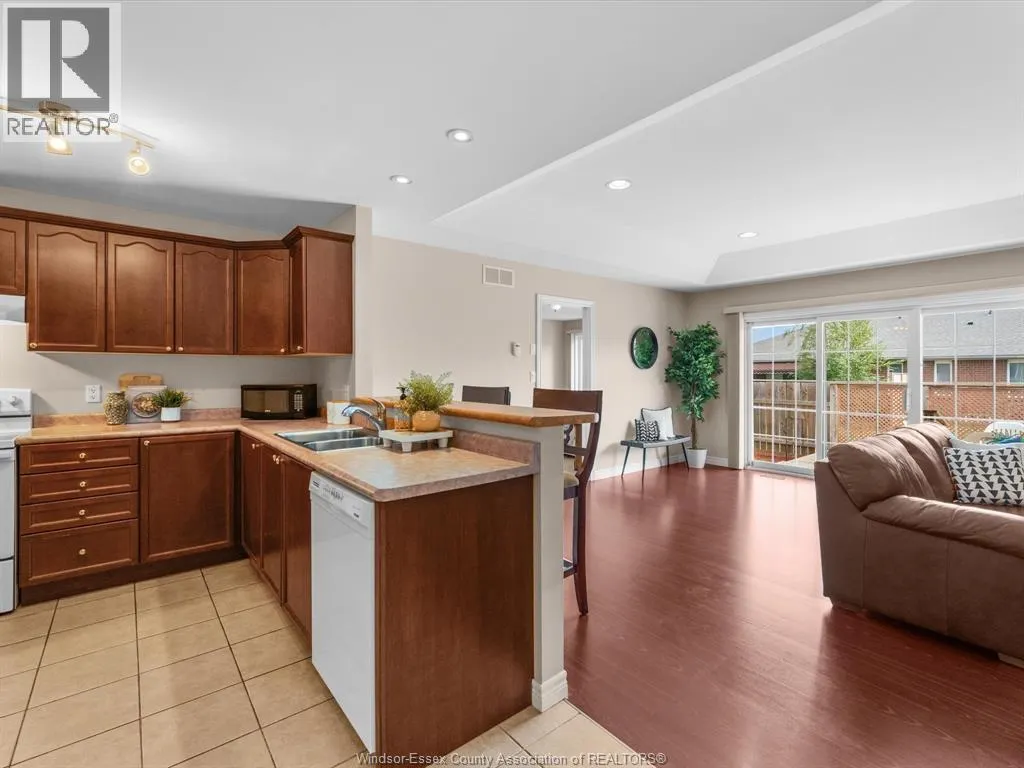 2148 Luxury AVENUE