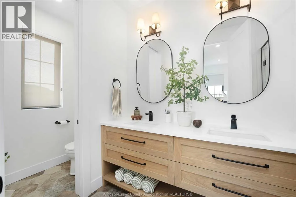 14 HEATHVIEW TRAIL