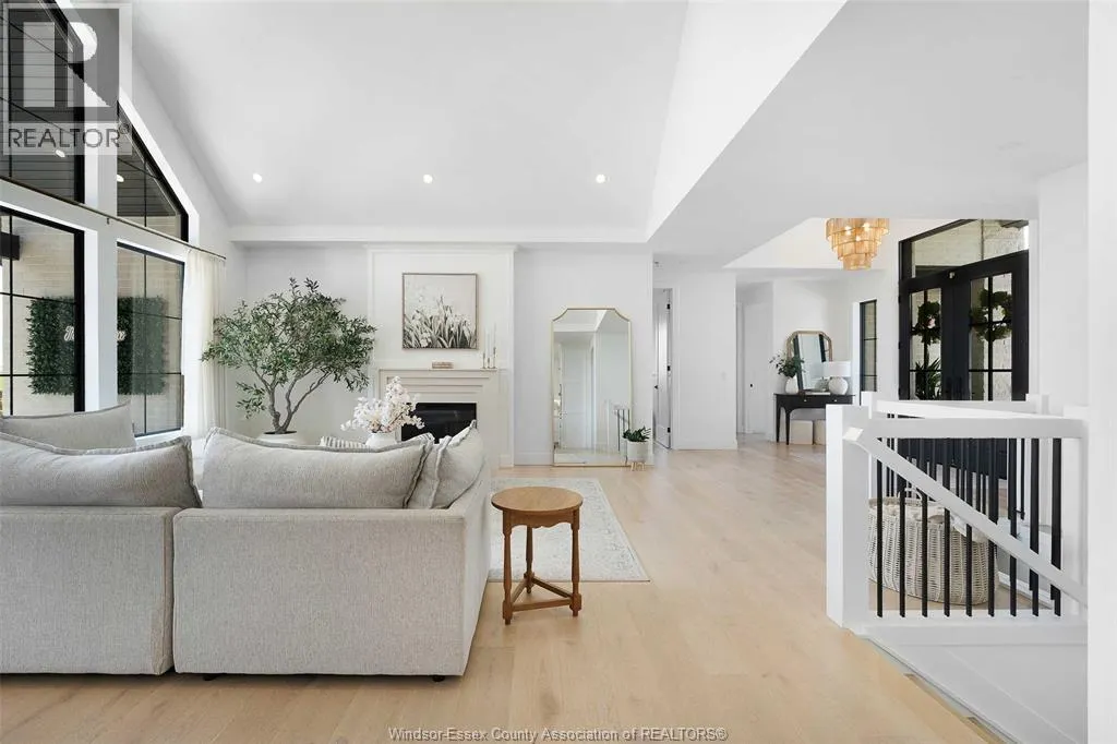 14 HEATHVIEW TRAIL