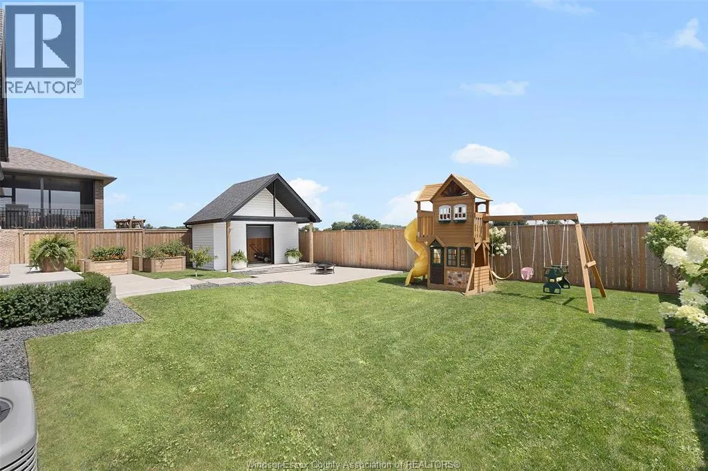14 HEATHVIEW TRAIL