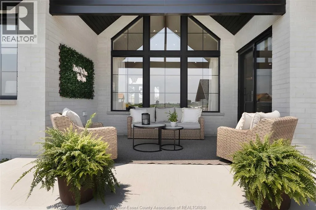 14 HEATHVIEW TRAIL