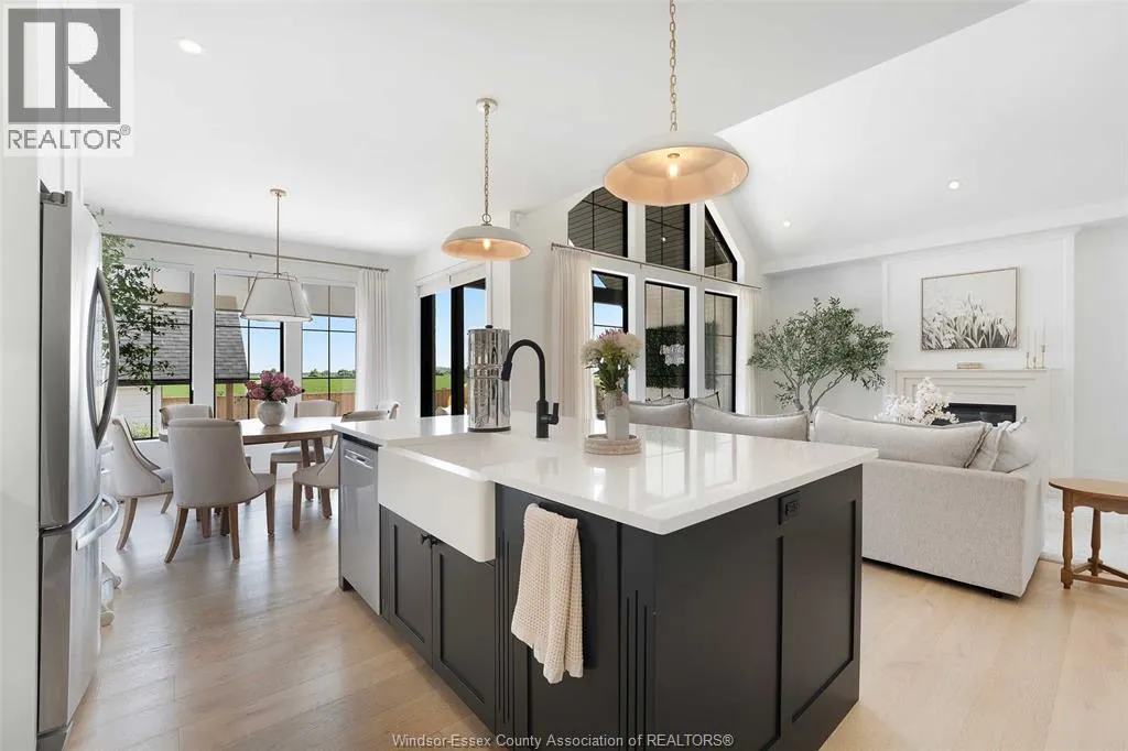 14 HEATHVIEW TRAIL