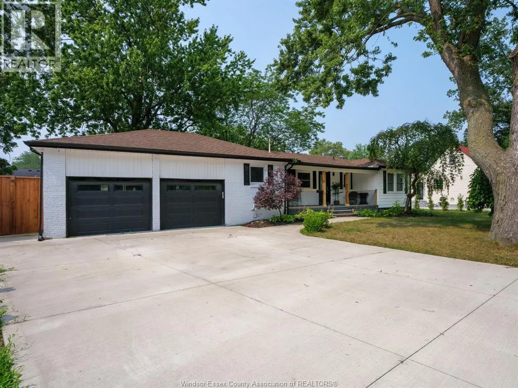 4325 ROSELAND DRIVE West