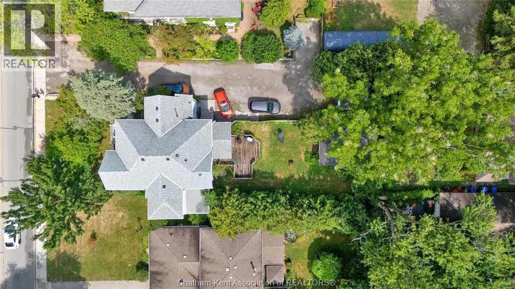 468 King STREET West