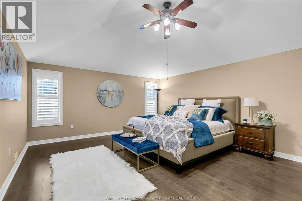1435 MAPLE