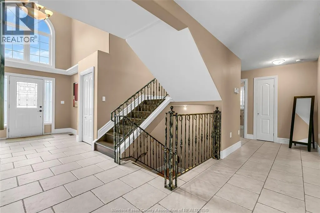 1435 MAPLE