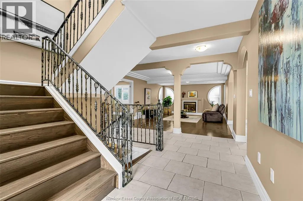 1435 MAPLE