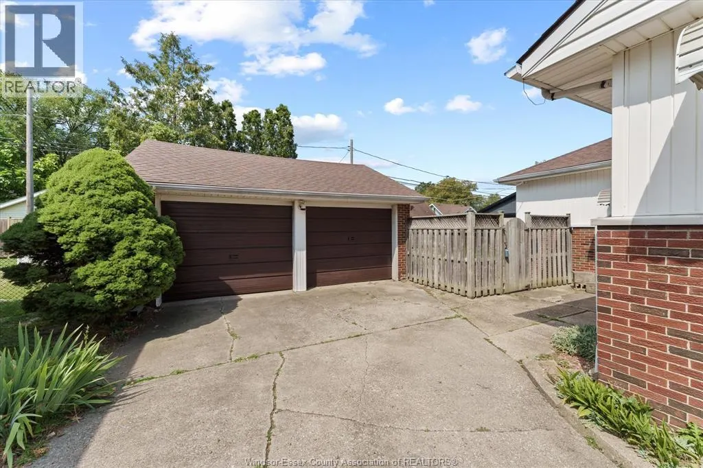1929 OLIVE ROAD