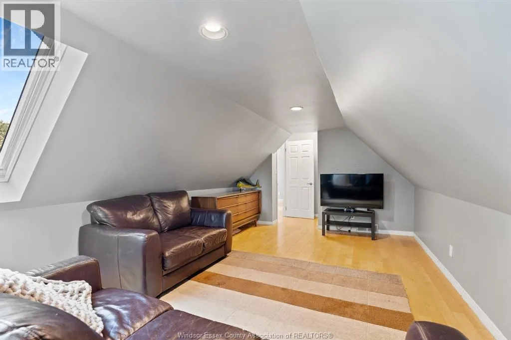237 EAST PUCE