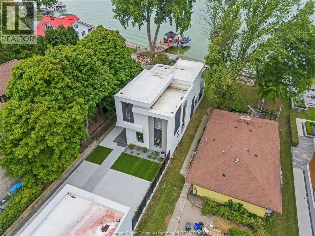 754 OLD TECUMSEH ROAD