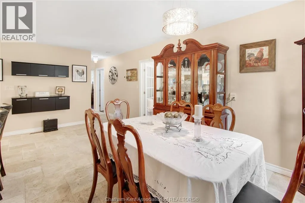104 GREGORY DRIVE East