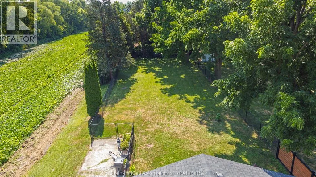 104 GREGORY DRIVE East
