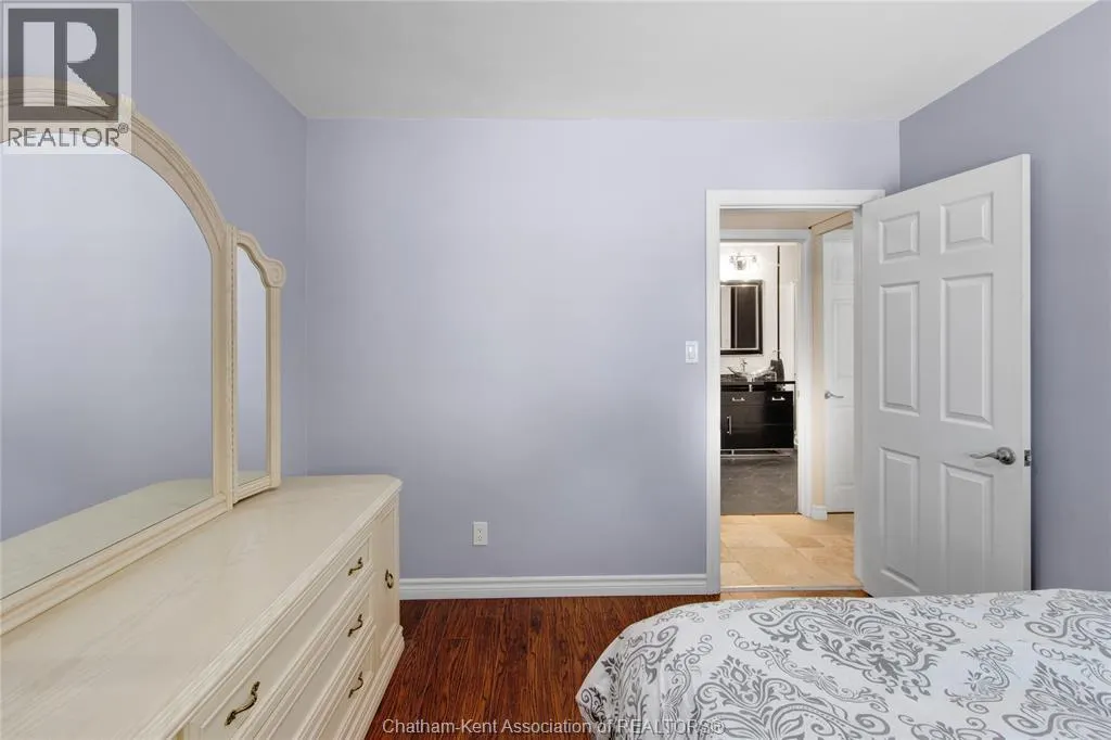 104 GREGORY DRIVE East