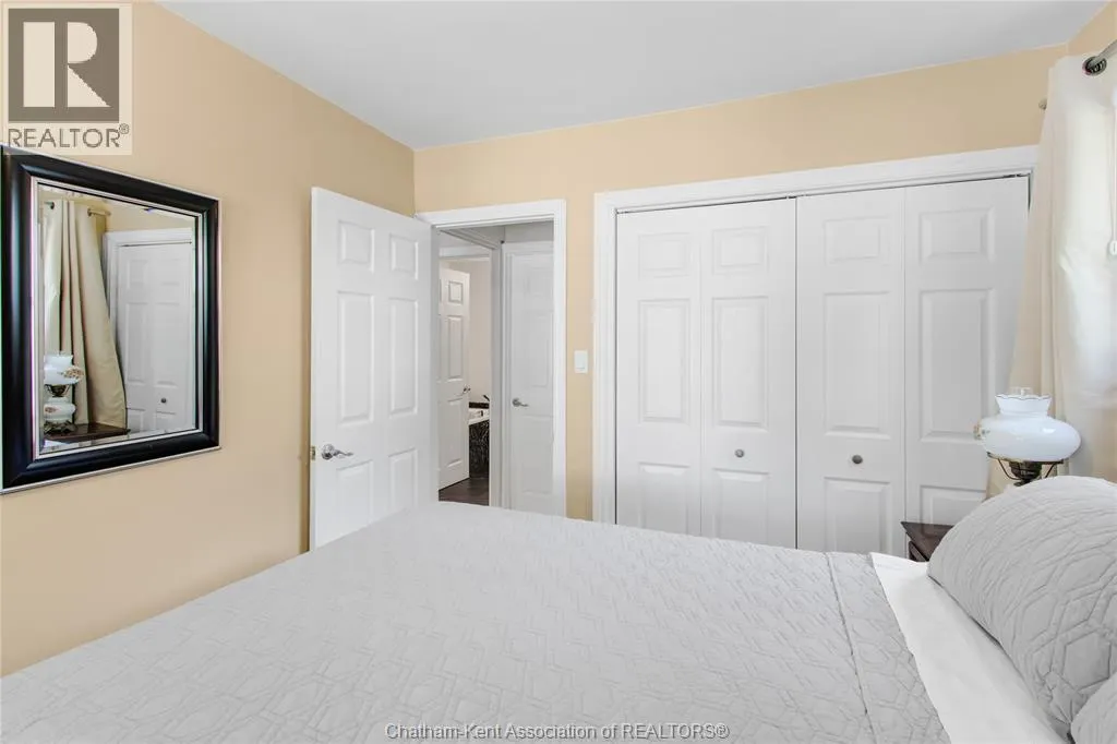 104 GREGORY DRIVE East