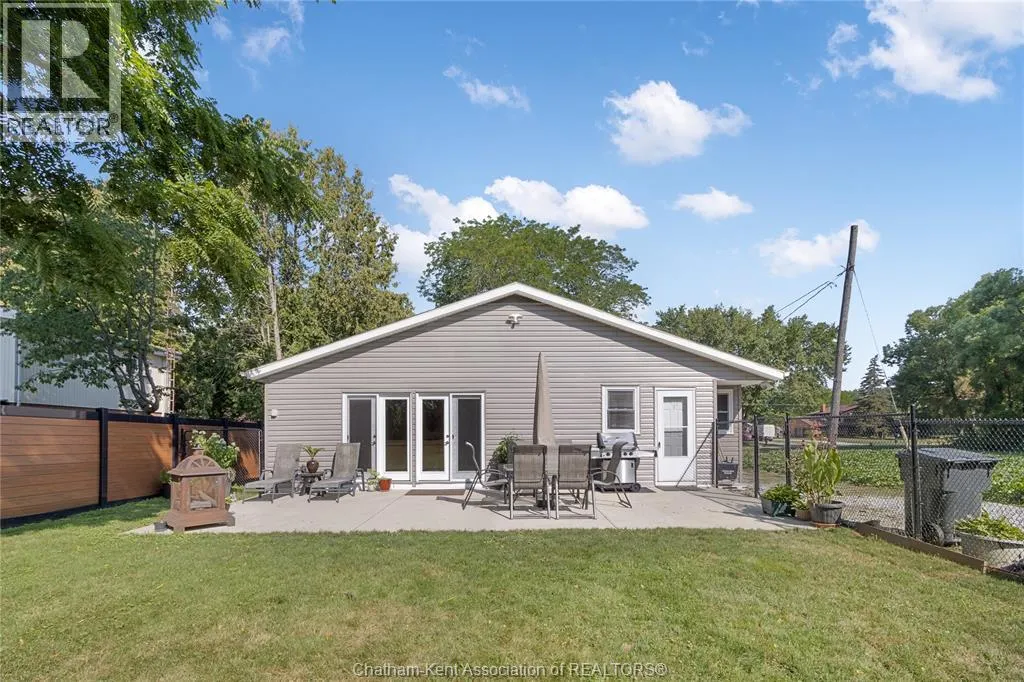 104 GREGORY DRIVE East