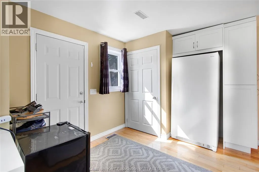 104 GREGORY DRIVE East