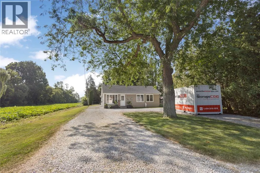 104 GREGORY DRIVE East