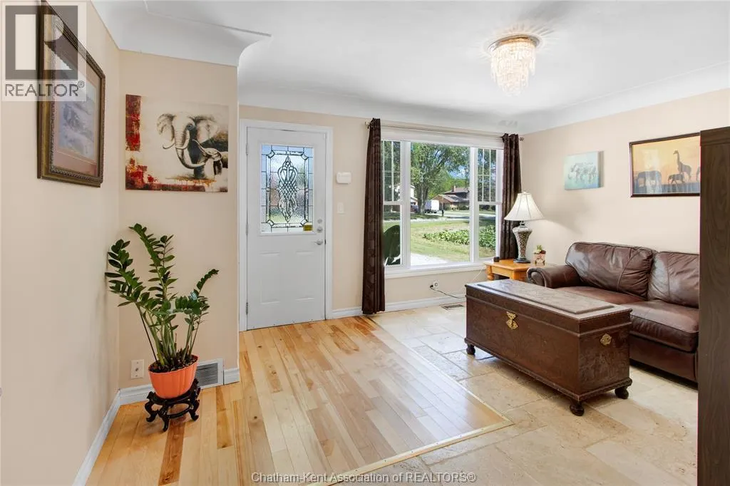 104 GREGORY DRIVE East
