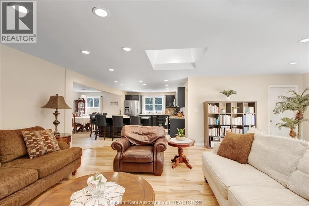 104 GREGORY DRIVE East