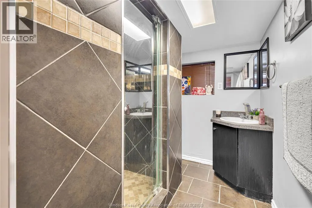 1494 PIERRE