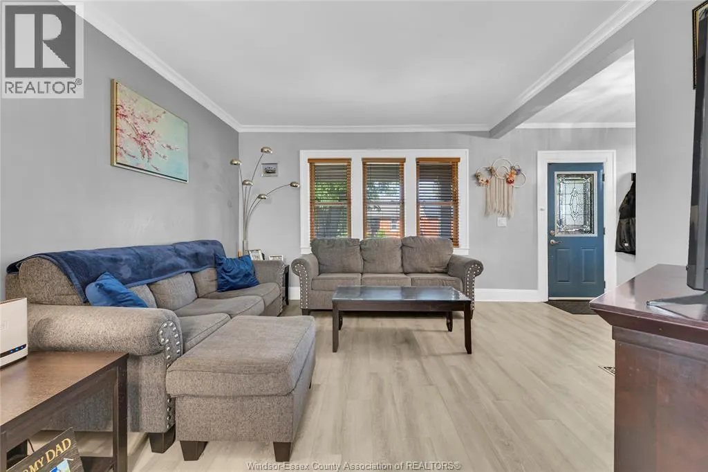 1494 PIERRE