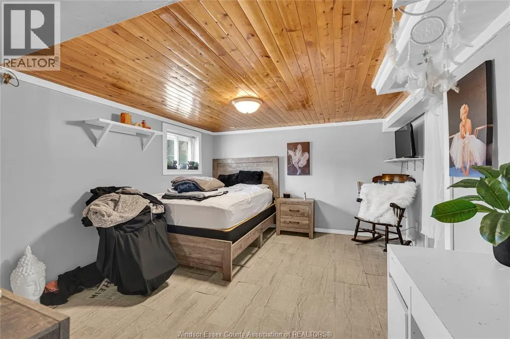 1494 PIERRE