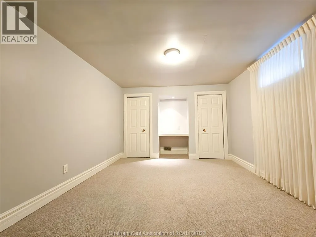84 Valley ROAD