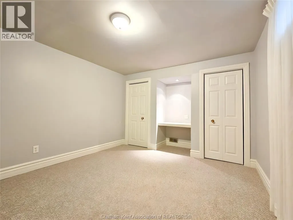 84 Valley ROAD